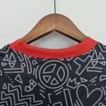 PSG 22-23 T シャツ、特別反人種差別エディション