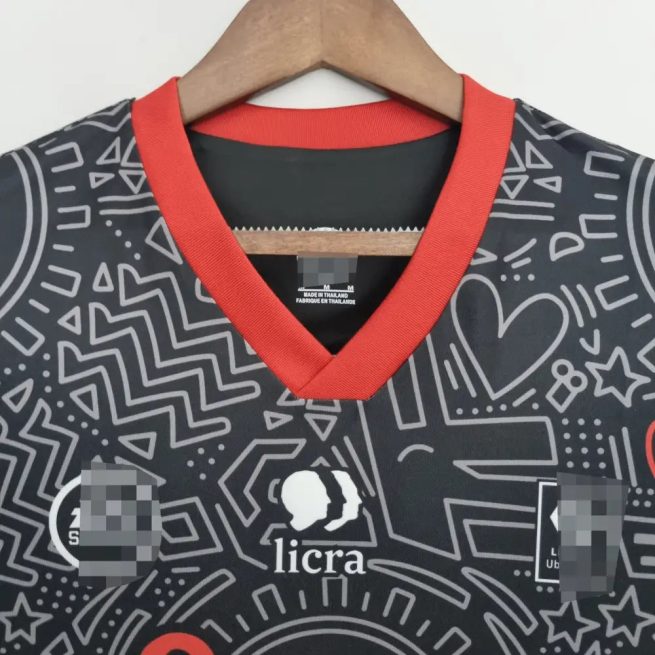 PSG 22-23 T シャツ、特別反人種差別エディション