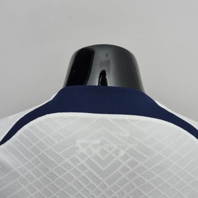 PSG 22-23 Tシャツ、白トレーニング（選手バージョン）