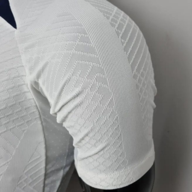 PSG 22-23 Tシャツ、白トレーニング（選手バージョン）